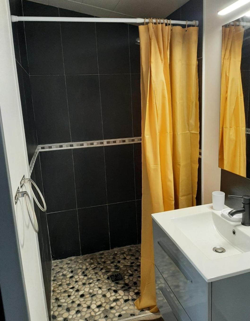 Studio De La Crevette Saint-Hilaire-Petitville Εξωτερικό φωτογραφία